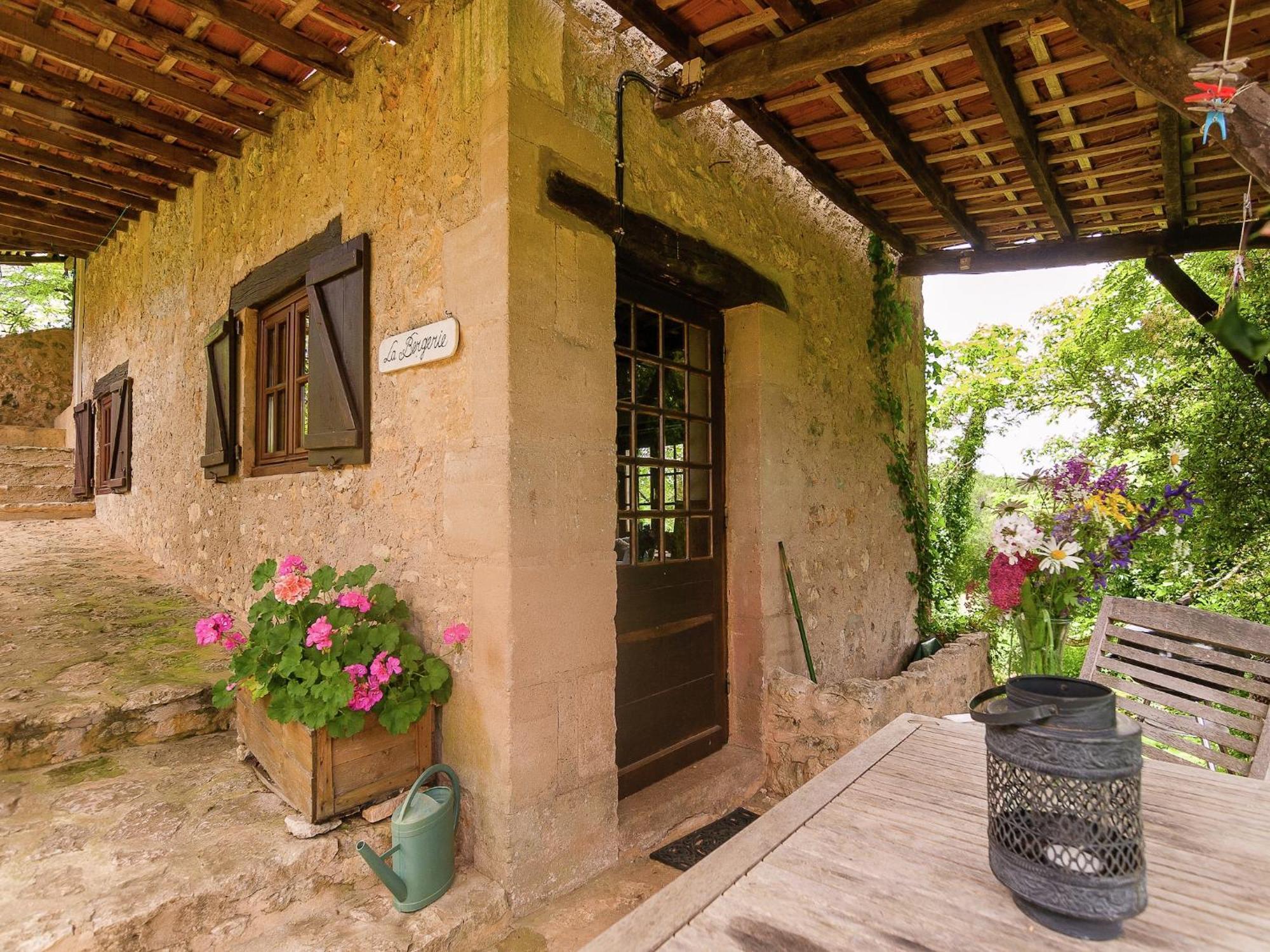 Cottage In Les Eyzies De Tayac Sireuil With Pool Meyrals Exterior foto